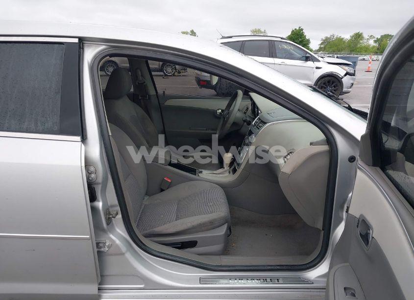 Photo 5 of 2012 Chevrolet Malibu 1LT (VIN 1G1ZC5E0XCF196771)