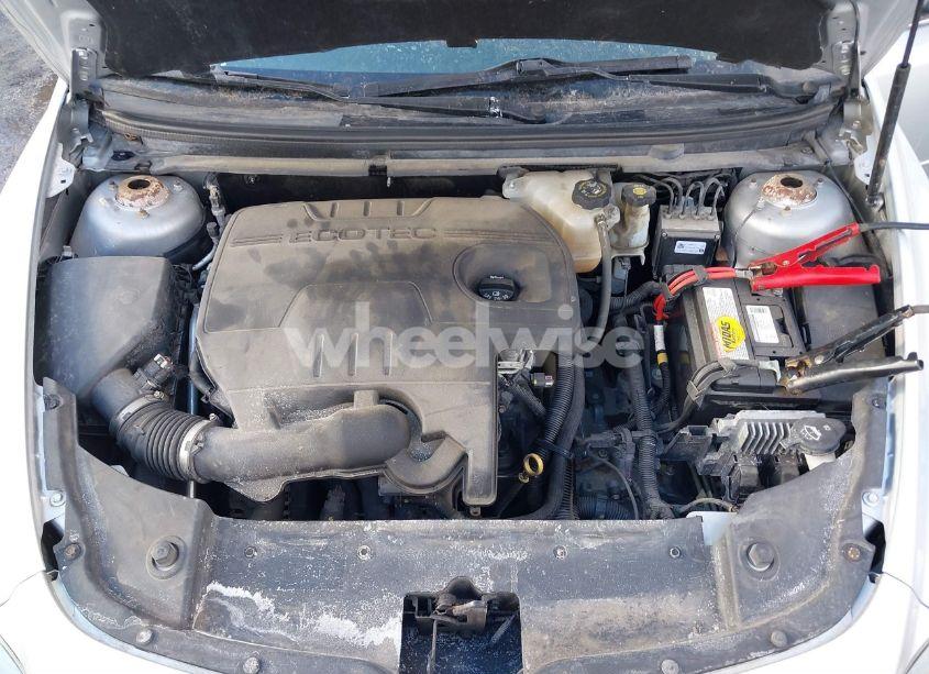 Photo 10 of 2011 Chevrolet Malibu 1LT (VIN 1G1ZC5E10BF126302)