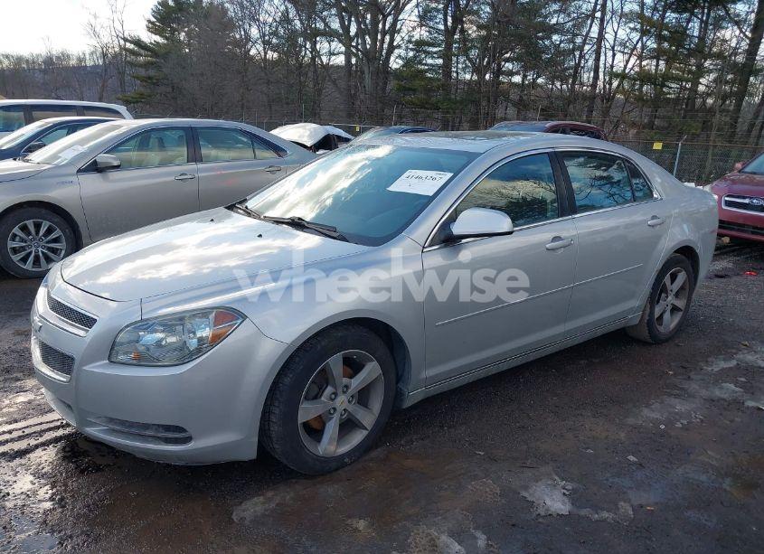 Photo 2 of 2011 Chevrolet Malibu 1LT (VIN 1G1ZC5E10BF126302)