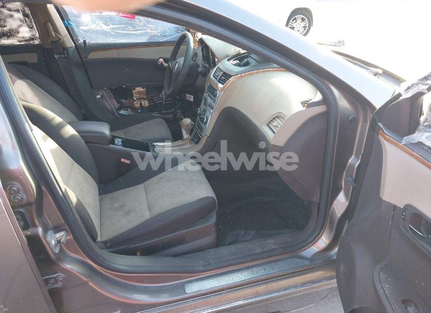 Photo 5 of 2011 Chevrolet Malibu 1LT (VIN 1G1ZC5E10BF163317)