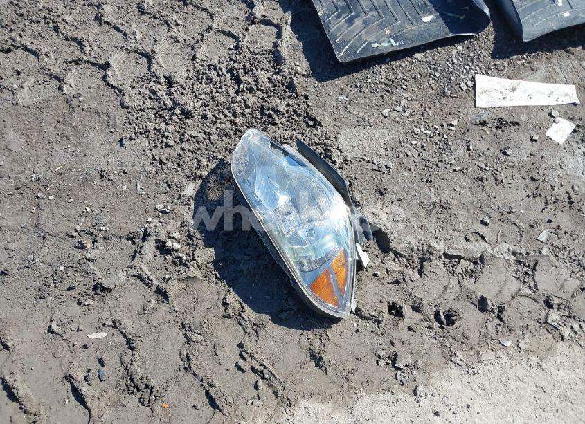 Photo 12 of 2011 Chevrolet Malibu 1LT (VIN 1G1ZC5E10BF237691)