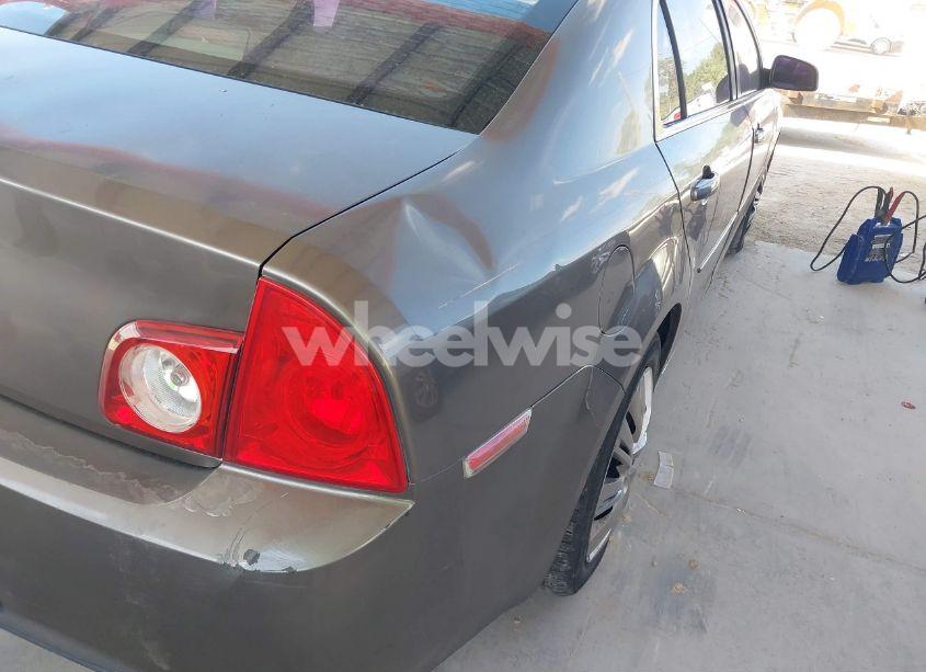 Photo 12 of 2011 Chevrolet Malibu 1LT (VIN 1G1ZC5E10BF269685)