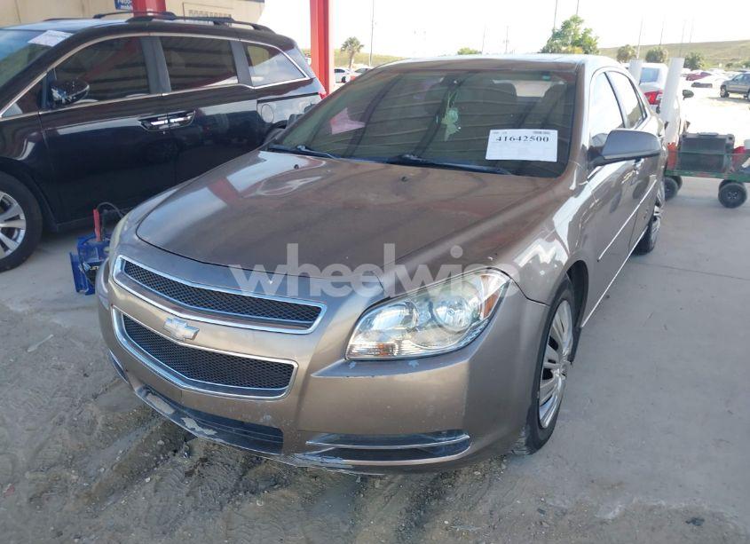 Photo 2 of 2011 Chevrolet Malibu 1LT (VIN 1G1ZC5E10BF269685)
