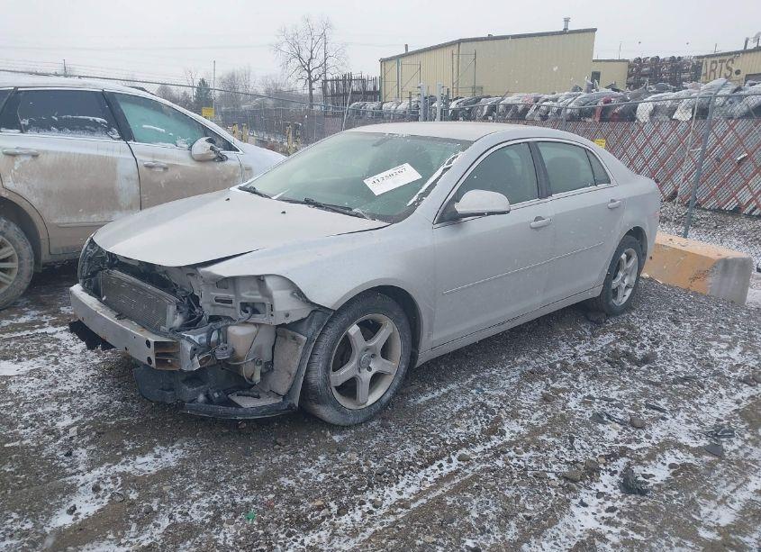 Photo 2 of 2011 Chevrolet Malibu 1LT (VIN 1G1ZC5E10BF276118)