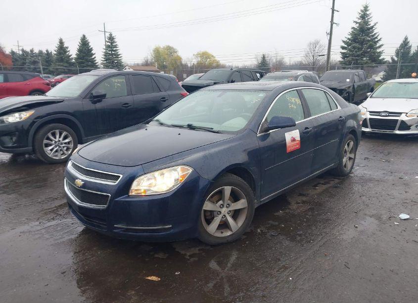 Photo 2 of 2011 Chevrolet Malibu 1LT (VIN 1G1ZC5E10BF285112)