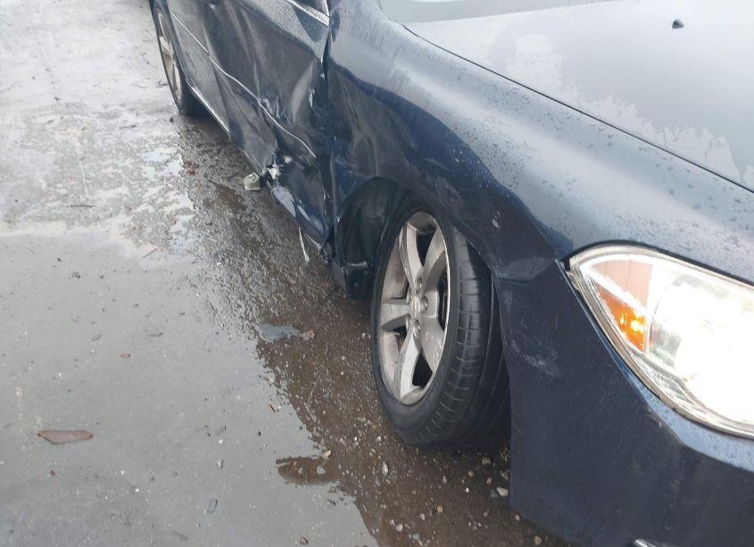 Photo 6 of 2011 Chevrolet Malibu 1LT (VIN 1G1ZC5E10BF285112)