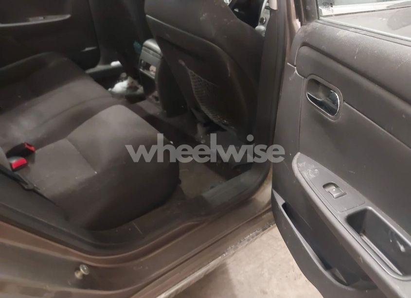 Photo 8 of 2011 Chevrolet Malibu 1LT (VIN 1G1ZC5E10BF286695)