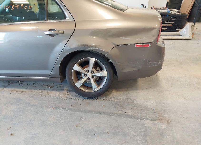 Photo 6 of 2011 Chevrolet Malibu 1LT (VIN 1G1ZC5E10BF307884)
