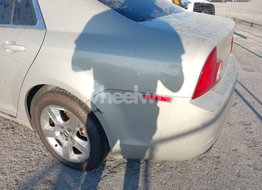 Photo 6 of 2011 Chevrolet Malibu 1LT (VIN 1G1ZC5E10BF321915)