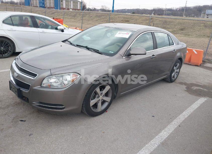 Photo 2 of 2011 Chevrolet Malibu 1LT (VIN 1G1ZC5E10BF334521)