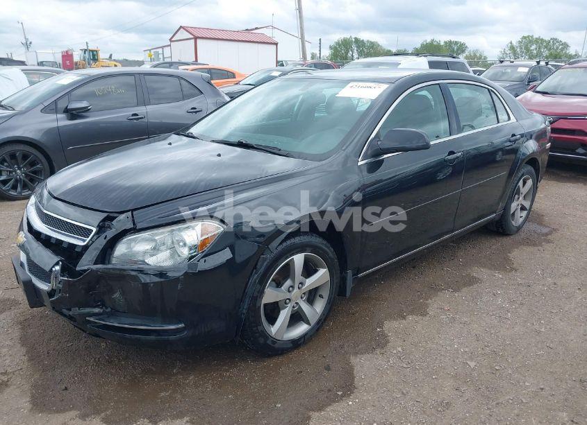 Photo 2 of 2011 Chevrolet Malibu 1LT (VIN 1G1ZC5E10BF337838)