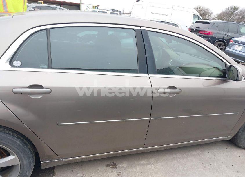 Photo 16 of 2011 Chevrolet Malibu 1LT (VIN 1G1ZC5E10BF396520)