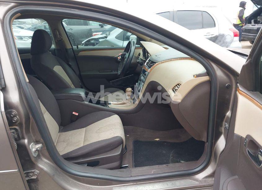 Photo 5 of 2011 Chevrolet Malibu 1LT (VIN 1G1ZC5E10BF396520)