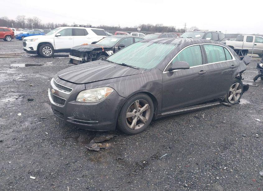 Photo 2 of 2011 Chevrolet Malibu 1LT (VIN 1G1ZC5E11BF139169)