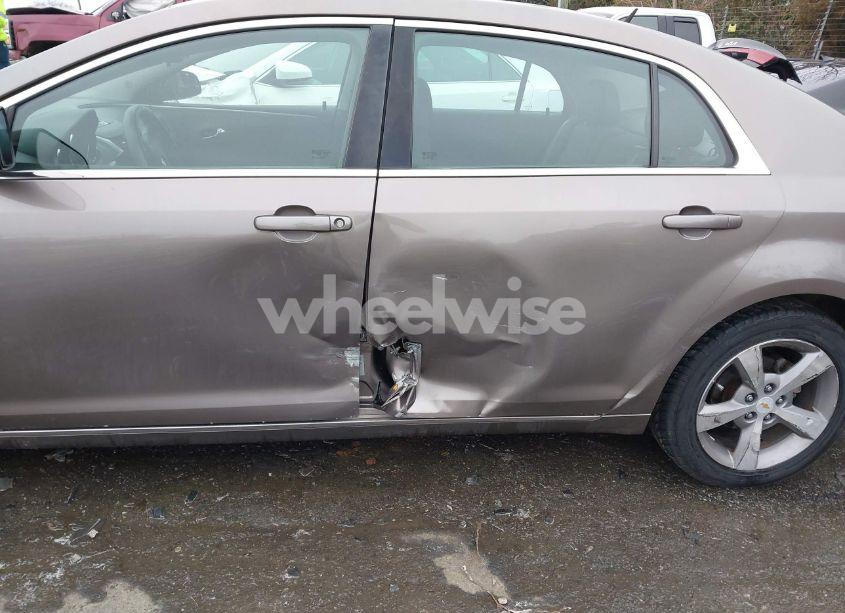 Photo 6 of 2011 Chevrolet Malibu 1LT (VIN 1G1ZC5E11BF184421)