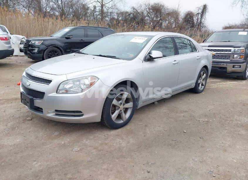 Photo 2 of 2011 Chevrolet Malibu 1LT (VIN 1G1ZC5E11BF250708)
