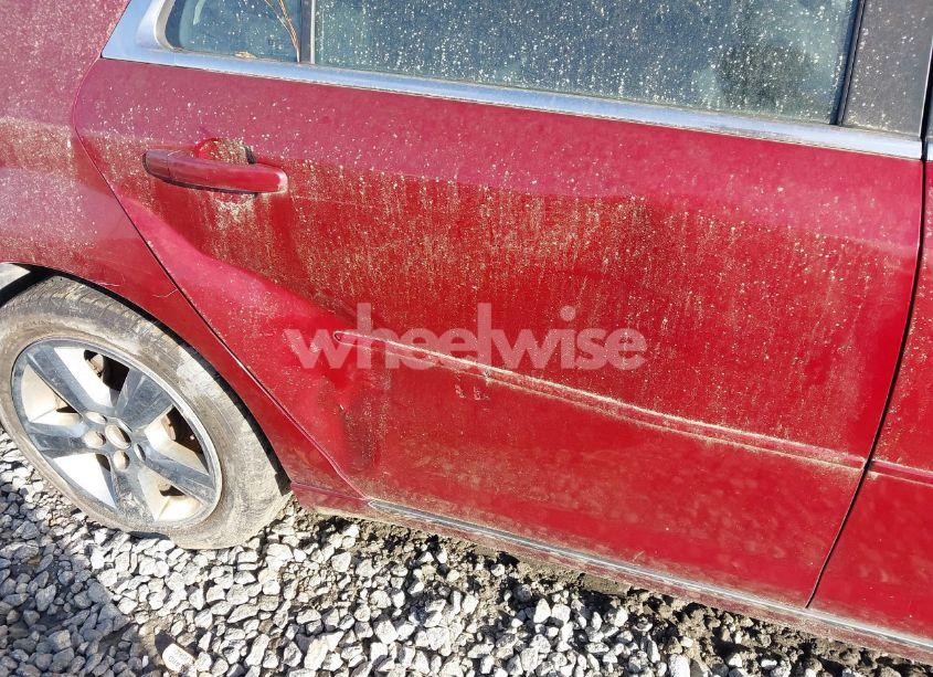 Photo 6 of 2011 Chevrolet Malibu 1LT (VIN 1G1ZC5E11BF301964)