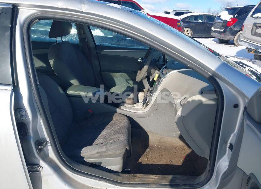 Photo 5 of 2011 Chevrolet Malibu 1LT (VIN 1G1ZC5E11BF306582)