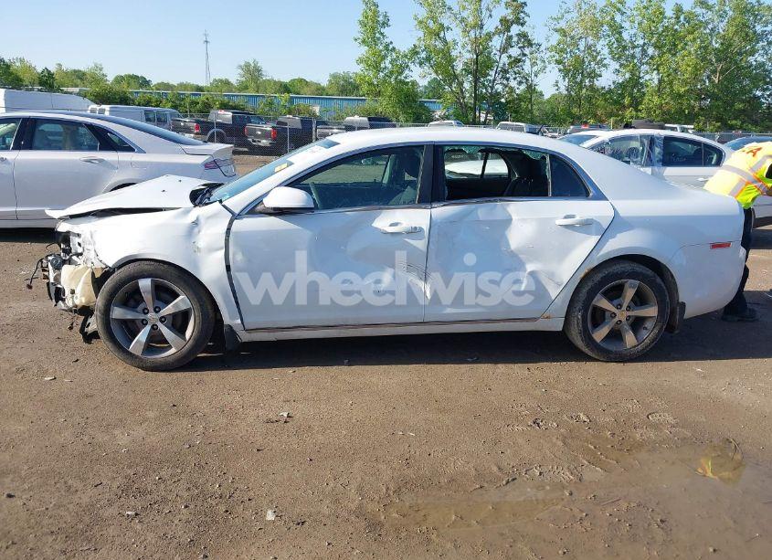Photo 15 of 2011 Chevrolet Malibu 1LT (VIN 1G1ZC5E12BF117570)