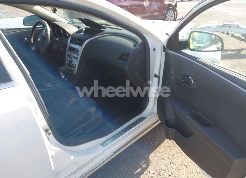 Photo 5 of 2011 Chevrolet Malibu 1LT (VIN 1G1ZC5E12BF117570)