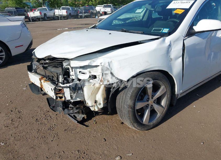 Photo 6 of 2011 Chevrolet Malibu 1LT (VIN 1G1ZC5E12BF117570)