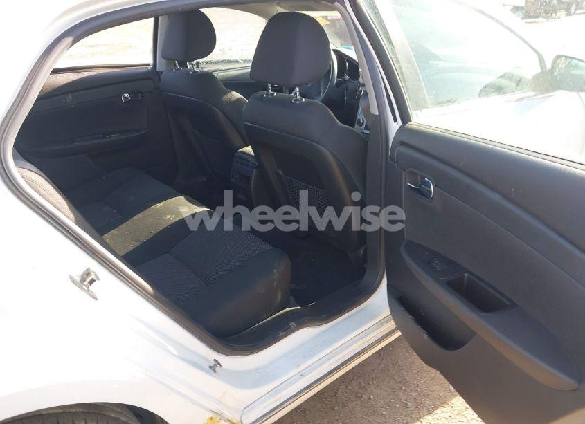 Photo 8 of 2011 Chevrolet Malibu 1LT (VIN 1G1ZC5E12BF117570)