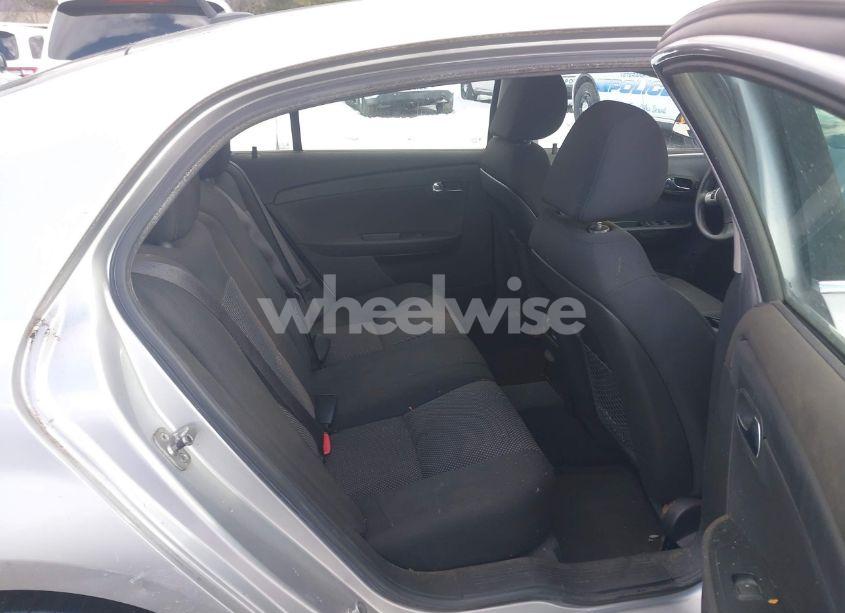 Photo 8 of 2011 Chevrolet Malibu 1LT (VIN 1G1ZC5E12BF126835)