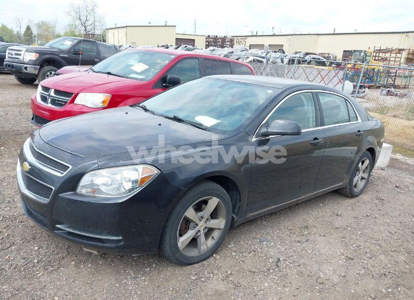 Photo 2 of 2011 Chevrolet Malibu 1LT (VIN 1G1ZC5E12BF130920)