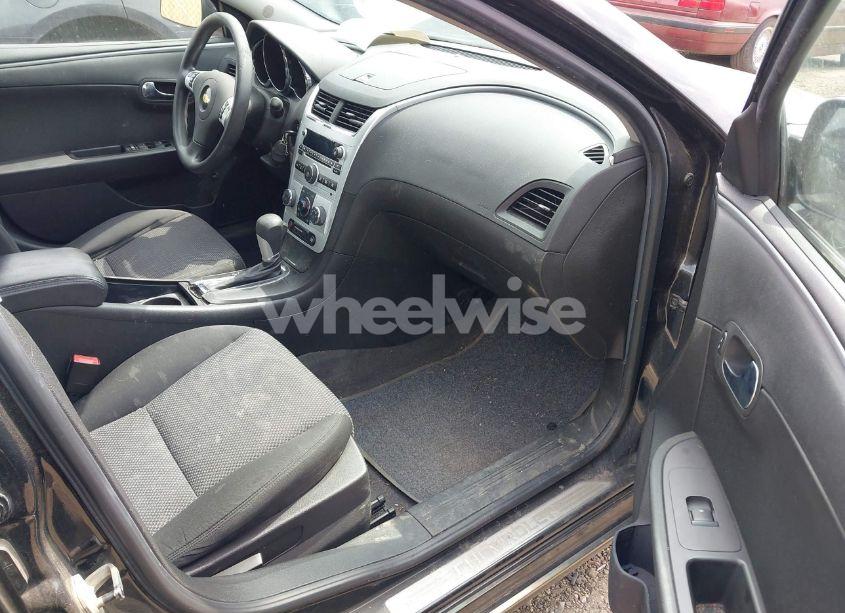 Photo 5 of 2011 Chevrolet Malibu 1LT (VIN 1G1ZC5E12BF130920)