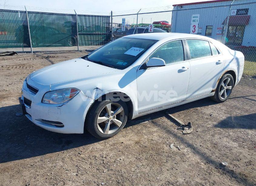 Photo 2 of 2011 Chevrolet Malibu 1LT (VIN 1G1ZC5E12BF190759)