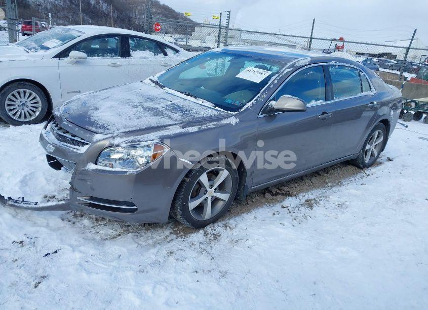Photo 2 of 2011 Chevrolet Malibu 1LT (VIN 1G1ZC5E12BF221847)