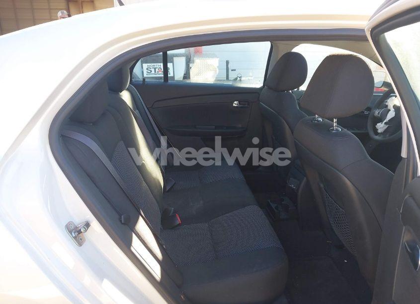 Photo 8 of 2011 Chevrolet Malibu 1LT (VIN 1G1ZC5E12BF231410)