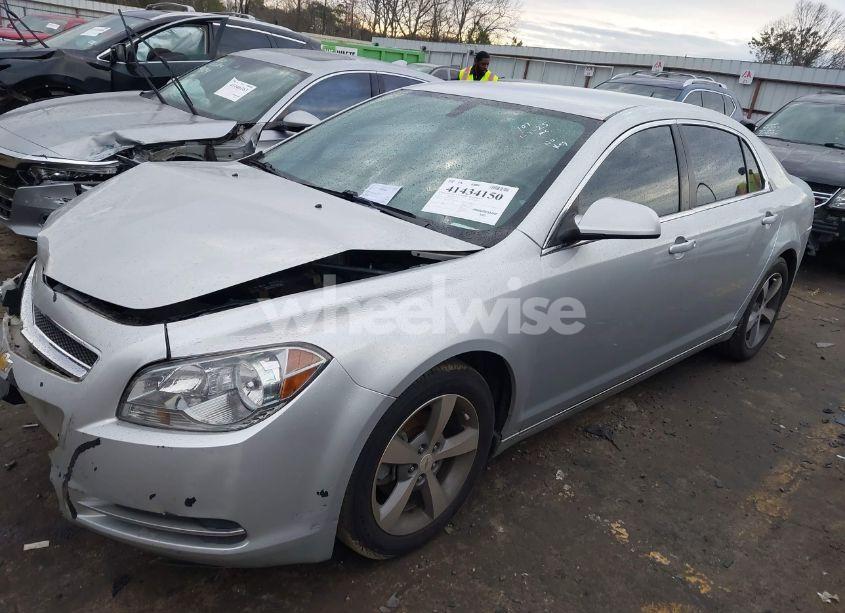 Photo 2 of 2011 Chevrolet Malibu 1LT (VIN 1G1ZC5E13BF122275)