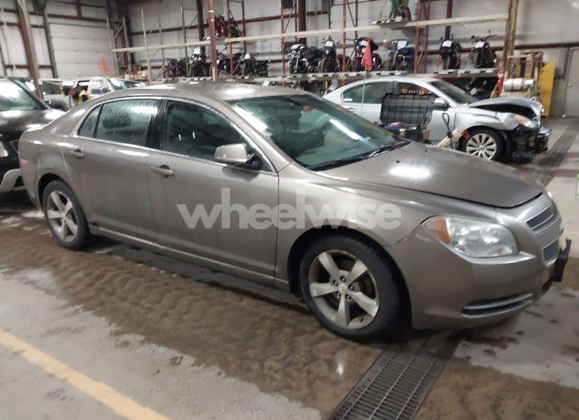 2011 Chevrolet Malibu 1LT (VIN 1G1ZC5E13BF233473) main photo
