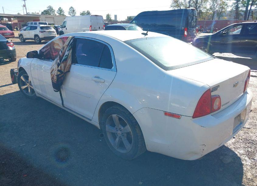 Photo 3 of 2011 Chevrolet Malibu 1LT (VIN 1G1ZC5E13BF253545)