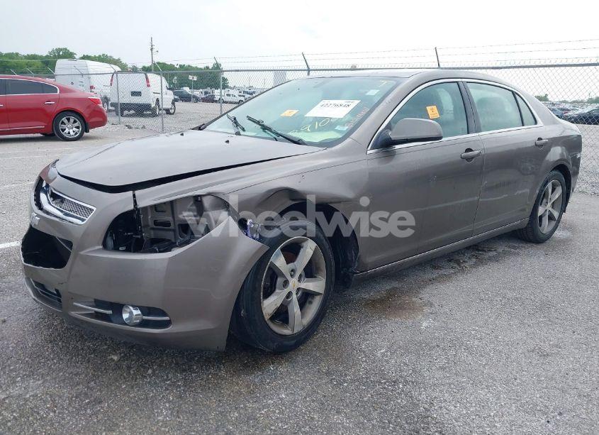 Photo 2 of 2011 Chevrolet Malibu 1LT (VIN 1G1ZC5E13BF291003)