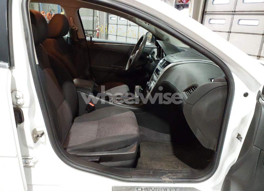 Photo 5 of 2011 Chevrolet Malibu 1LT (VIN 1G1ZC5E13BF333105)