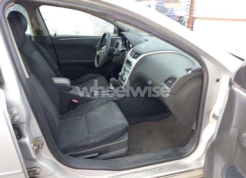 Photo 5 of 2011 Chevrolet Malibu 1LT (VIN 1G1ZC5E14BF231067)