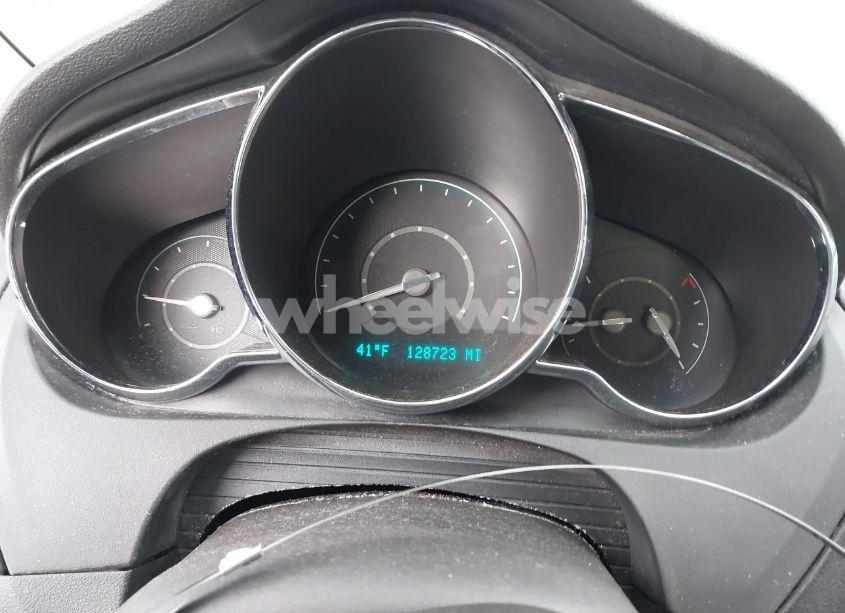 Photo 7 of 2011 Chevrolet Malibu 1LT (VIN 1G1ZC5E14BF231067)