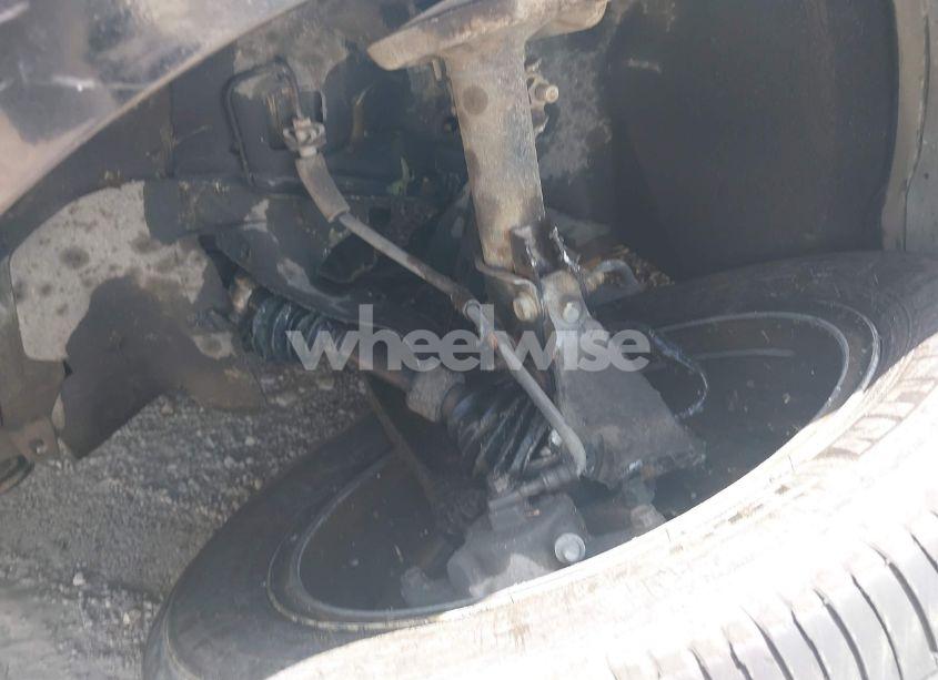 Photo 6 of 2011 Chevrolet Malibu 1LT (VIN 1G1ZC5E15BF173969)