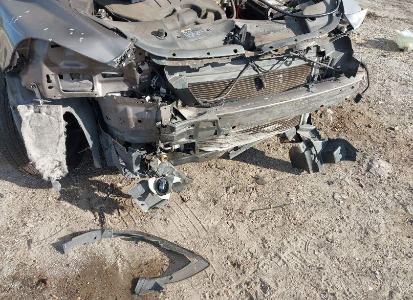 Photo 6 of 2011 Chevrolet Malibu 1LT (VIN 1G1ZC5E15BF333803)