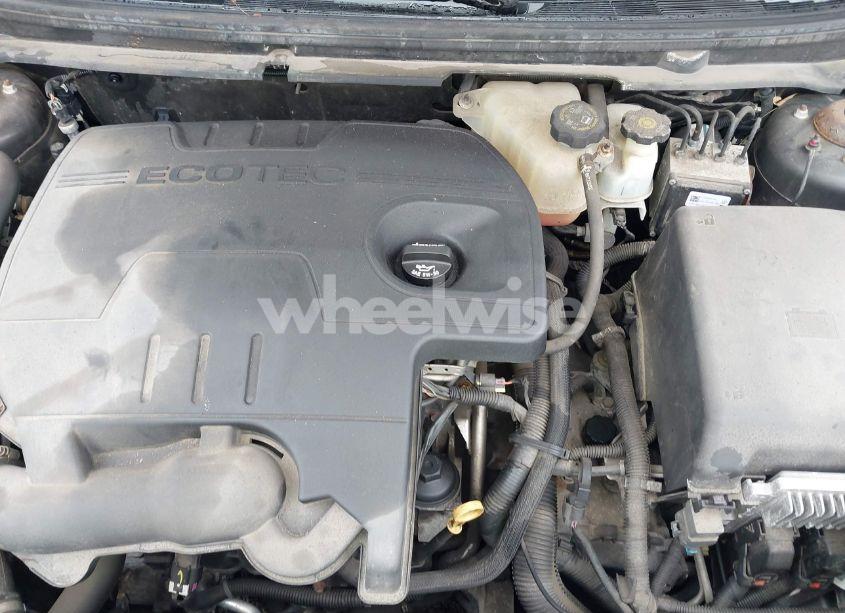 Photo 10 of 2011 Chevrolet Malibu 1LT (VIN 1G1ZC5E15BF336300)