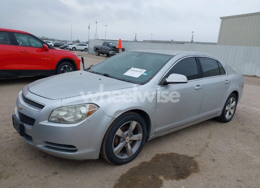 Photo 2 of 2011 Chevrolet Malibu 1LT (VIN 1G1ZC5E16BF103381)