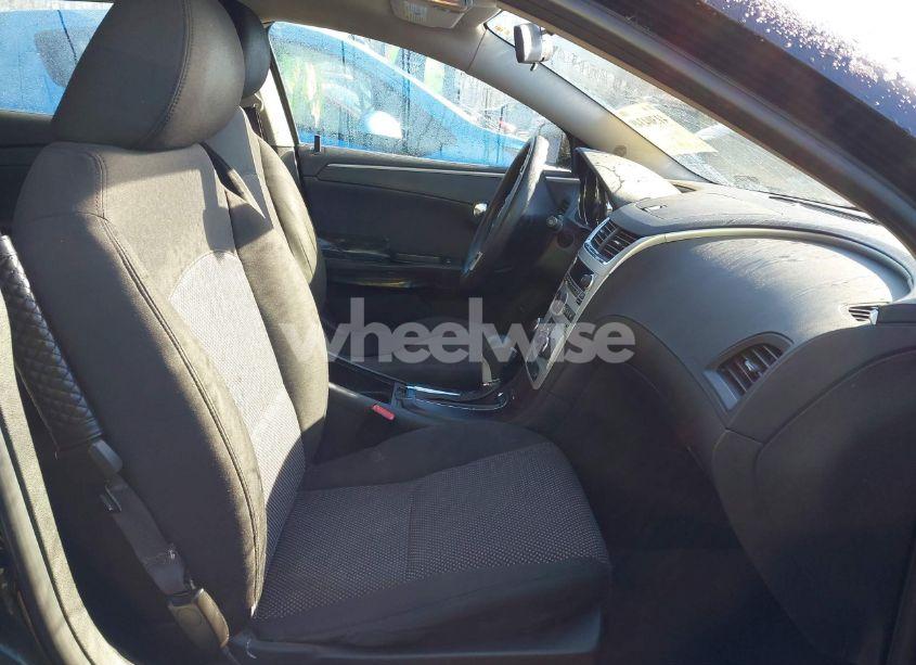 Photo 5 of 2011 Chevrolet Malibu 1LT (VIN 1G1ZC5E16BF191784)