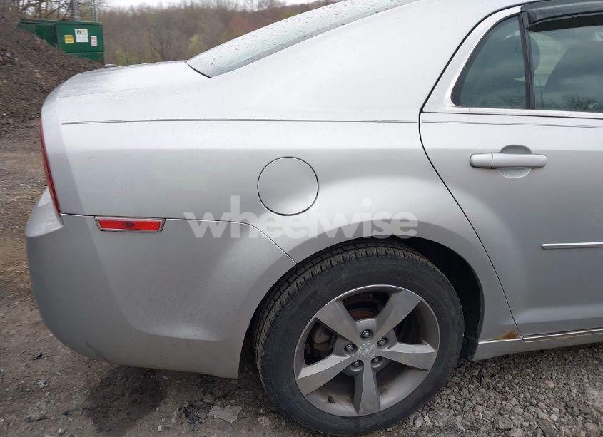 Photo 16 of 2011 Chevrolet Malibu 1LT (VIN 1G1ZC5E16BF216473)