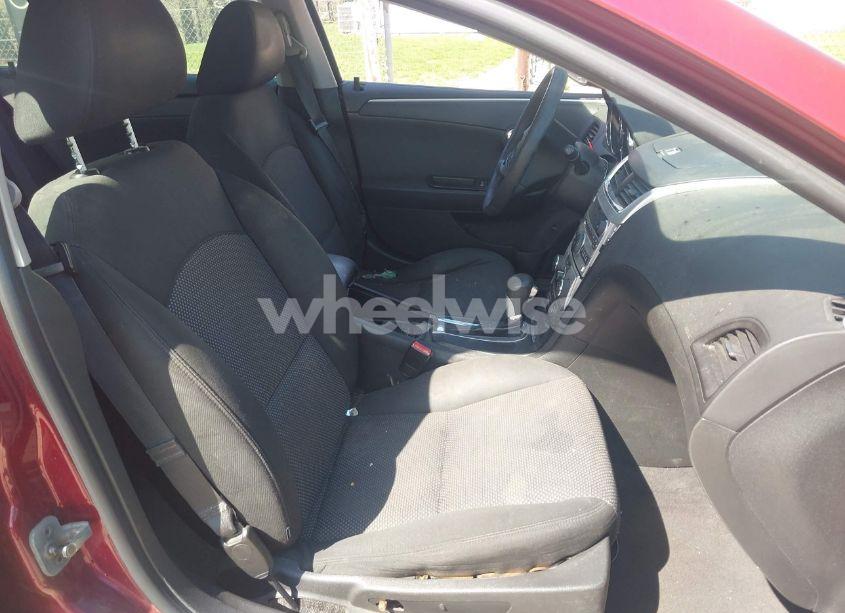 Photo 5 of 2011 Chevrolet Malibu 1LT (VIN 1G1ZC5E16BF218952)