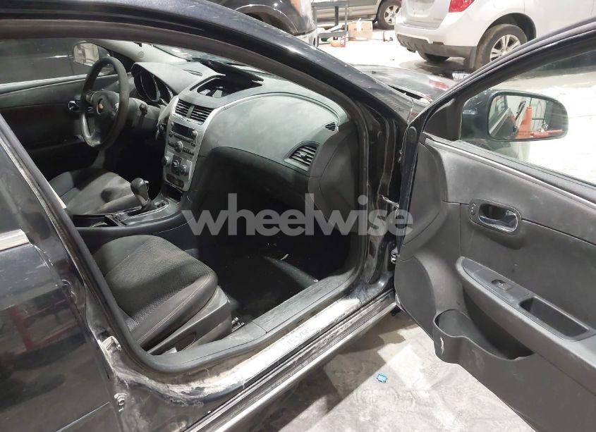 Photo 5 of 2011 Chevrolet Malibu 1LT (VIN 1G1ZC5E16BF294588)