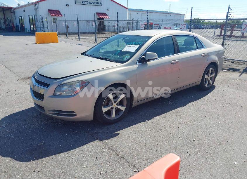 Photo 2 of 2011 Chevrolet Malibu 1LT (VIN 1G1ZC5E17BF101493)