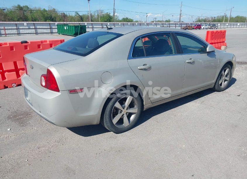 Photo 4 of 2011 Chevrolet Malibu 1LT (VIN 1G1ZC5E17BF101493)