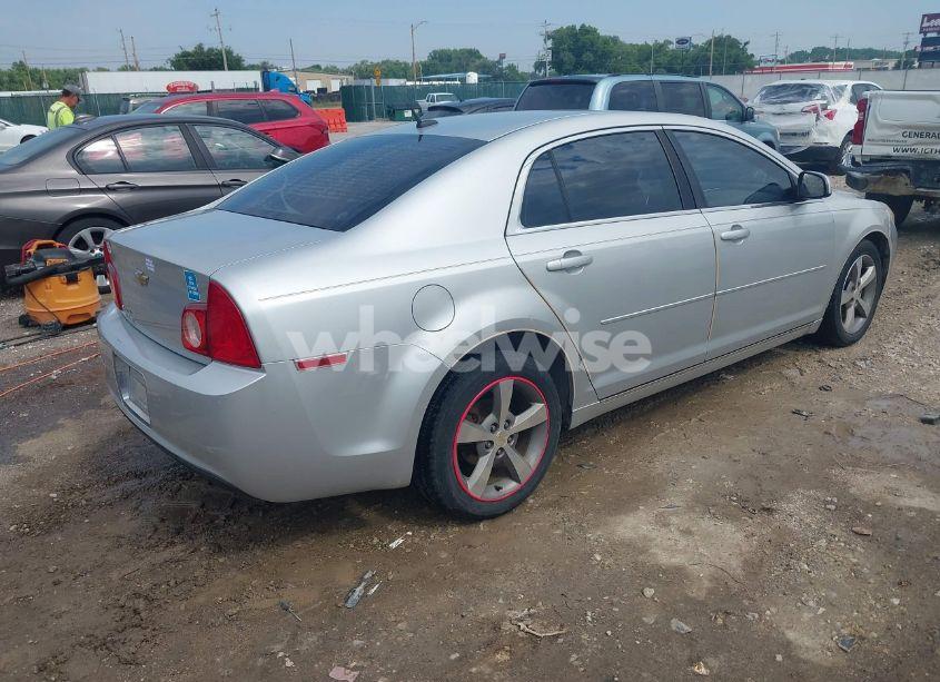 Photo 4 of 2011 Chevrolet Malibu 1LT (VIN 1G1ZC5E17BF141752)